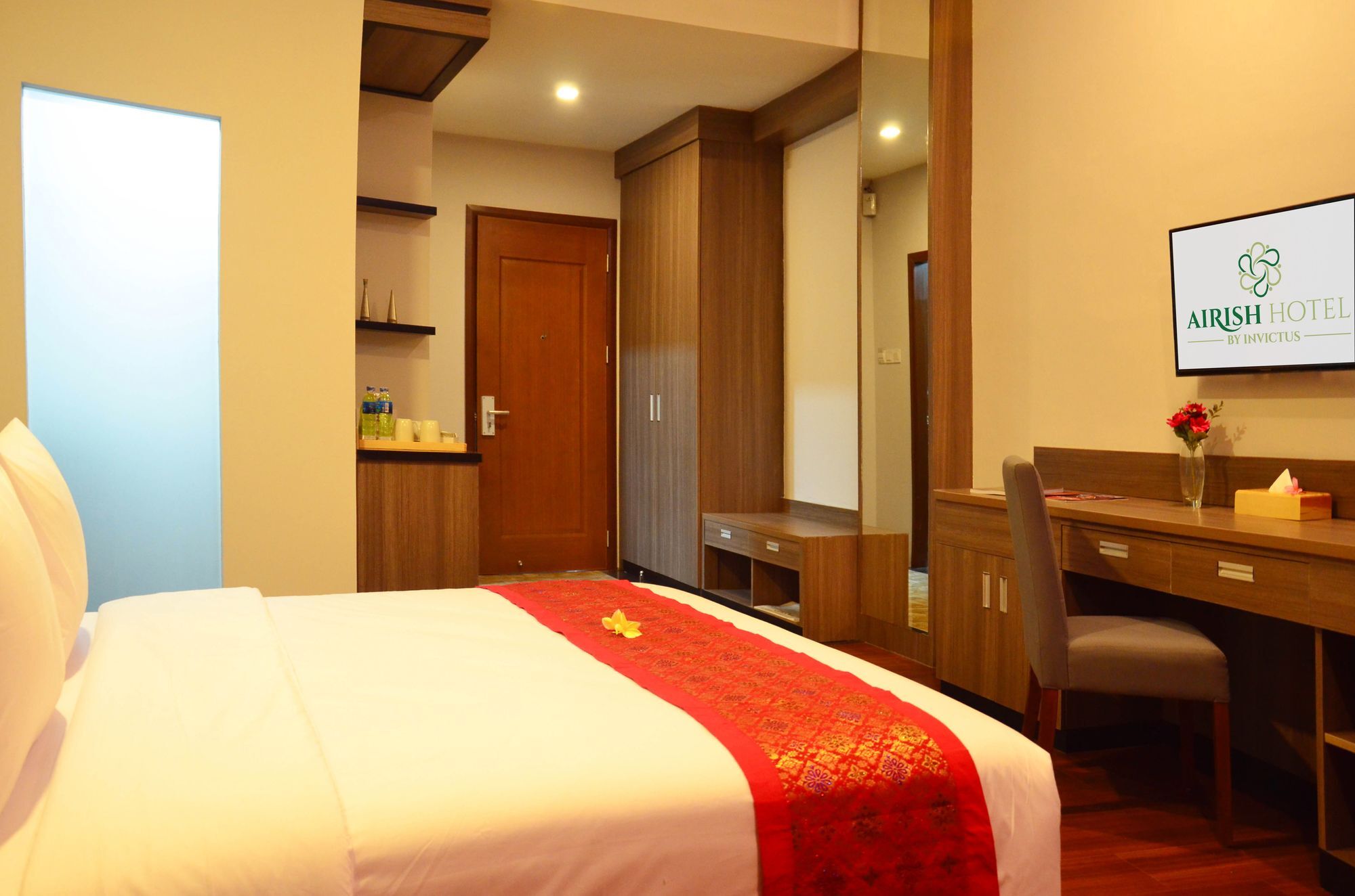 Airish Hotel Palembang Exterior photo